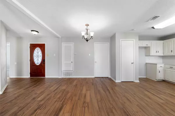 Woodway, TX 76712,3308 Windsor WAY