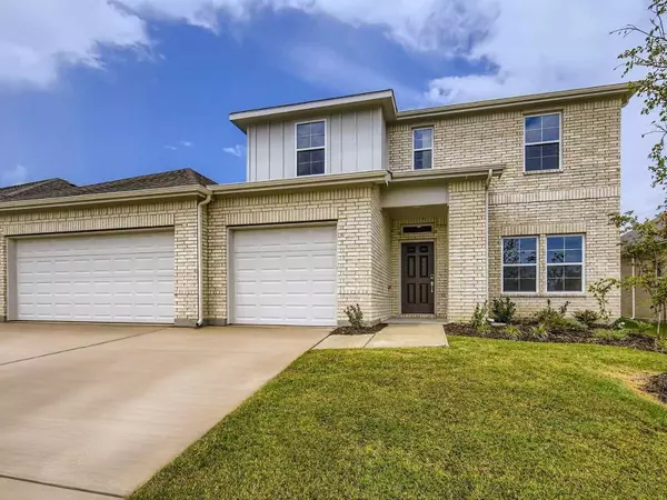 694 Cari LN, Forney, TX 75126