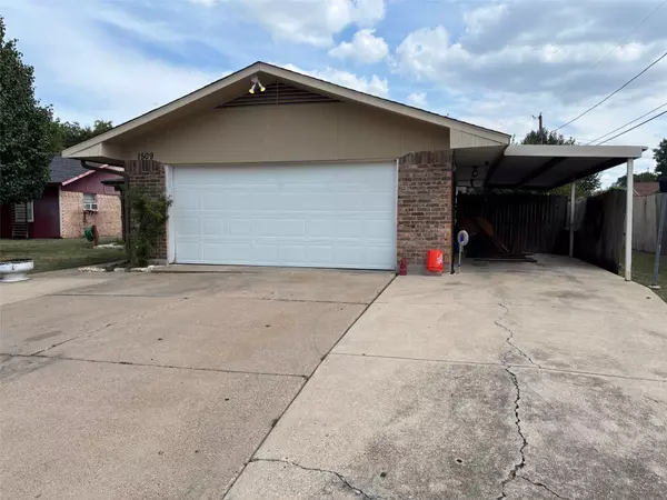 Grand Prairie, TX 75051,1509 4th ST