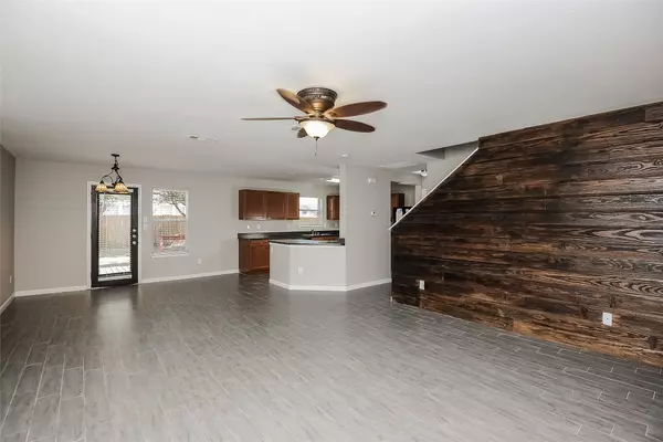 Fort Worth, TX 76244,8820 Valley River DR