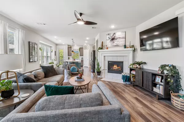 Aubrey, TX 76227,1009 Friesian LN