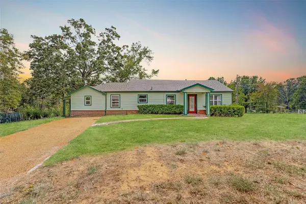 2700 W Washington ST, Denison, TX 75020