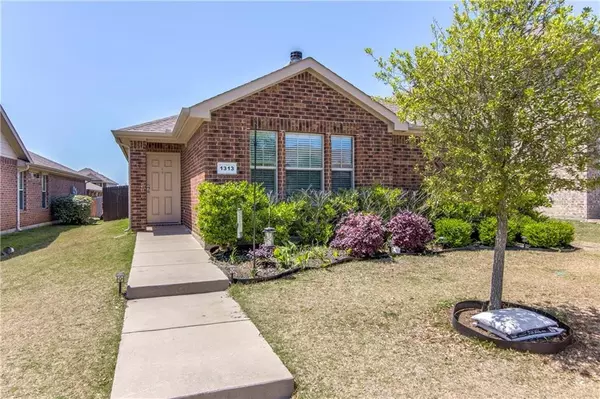 1313 Honeywood LN, Royse City, TX 75189