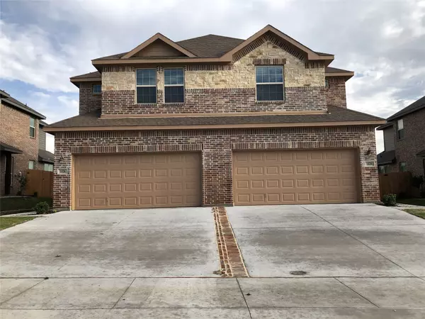 1026 W Sierra Vista CT, Midlothian, TX 76065