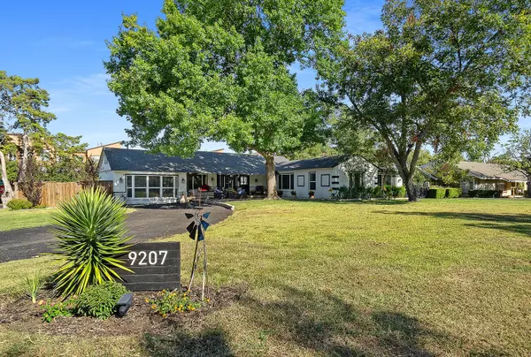 Dallas, TX 75218,9207 Angora ST