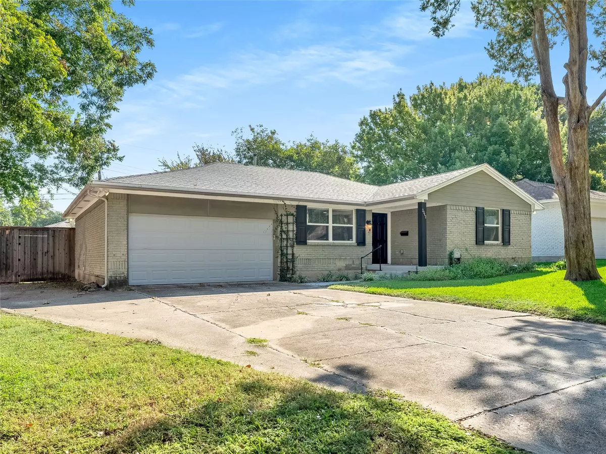 Dallas, TX 75228,2342 Fenestra DR