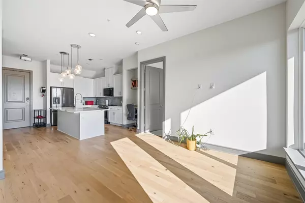 2700 Old Denton RD #3310, Carrollton, TX 75007