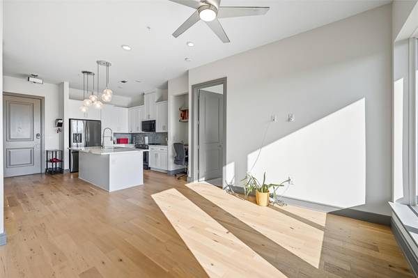 2700 Old Denton RD #3310, Carrollton, TX 75007