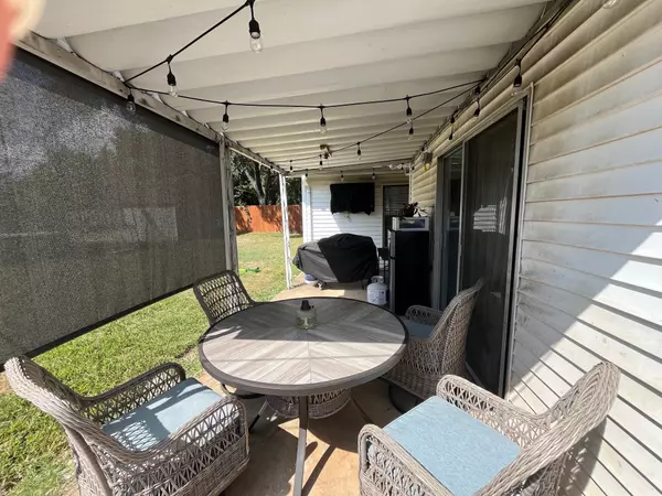 Hurst, TX 76053,317 Fleming DR