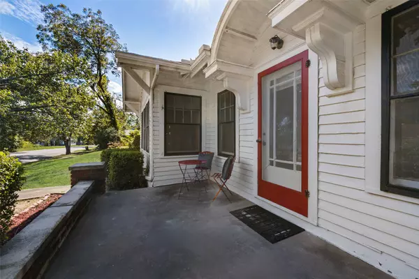 Denison, TX 75020,1200 W Gandy ST