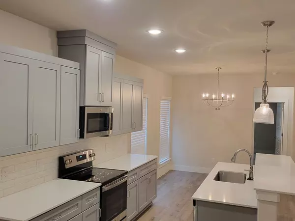 Godley, TX 76044,685 The Cottages DR