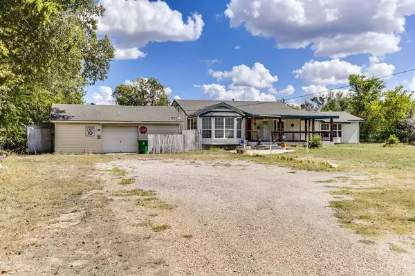 1120 Pratt RD, Red Oak, TX 75154