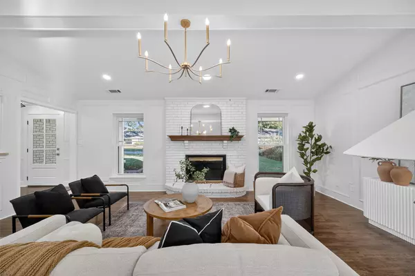 8611 Capri DR, Dallas, TX 75238