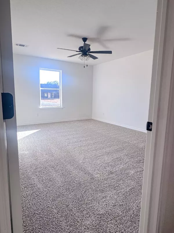 Springtown, TX 76082,1008 Bradshaw CT