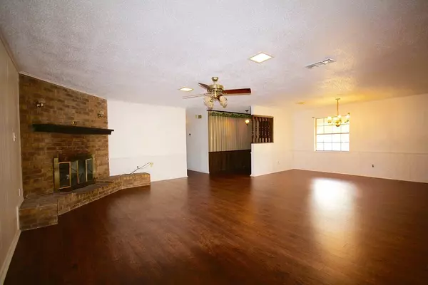 Longview, TX 75605,6180 Emily LN