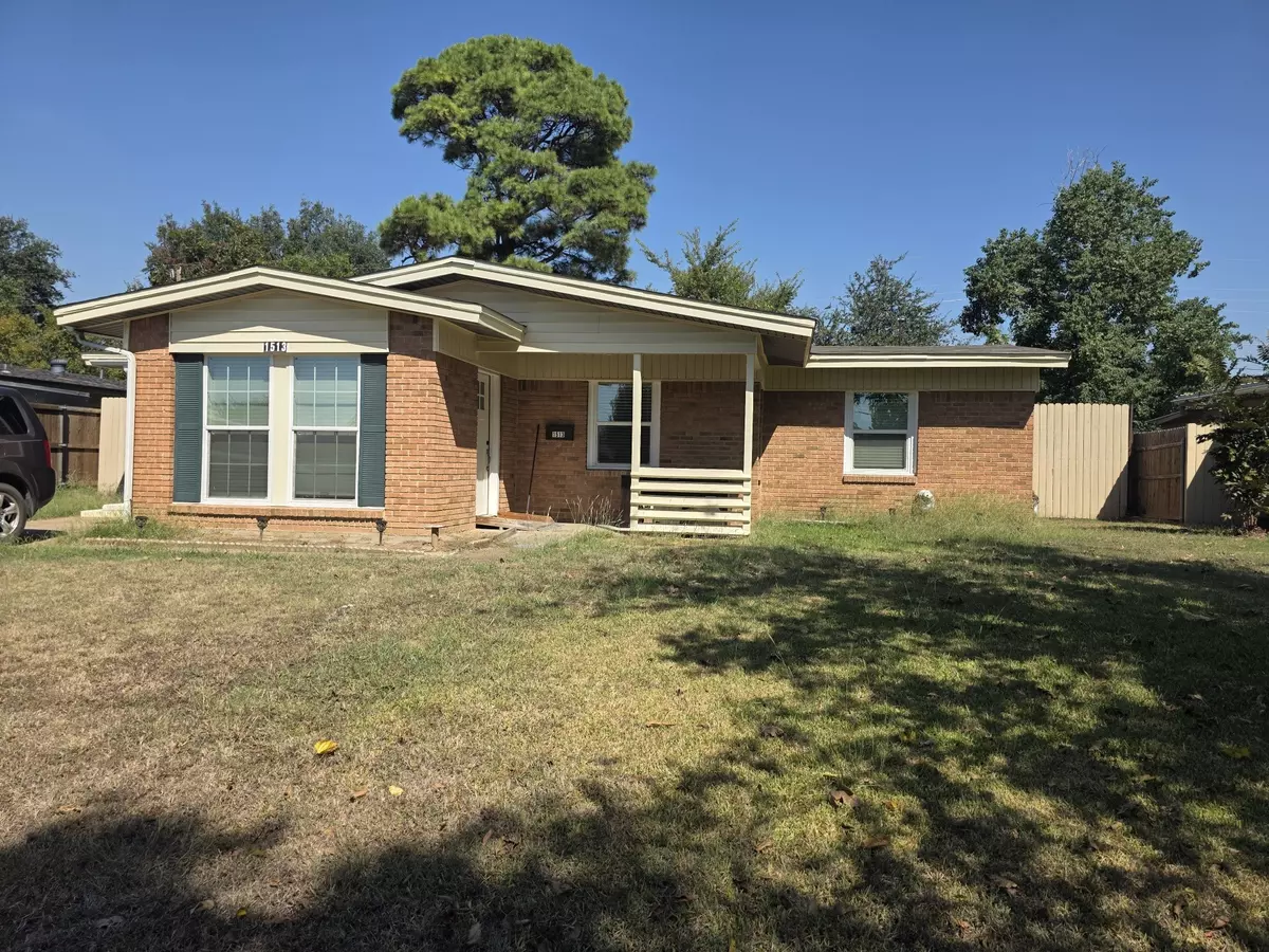 Irving, TX 75061,1513 arcady LN