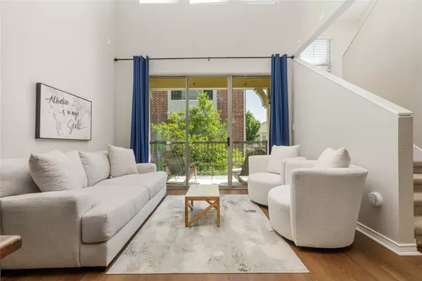 Richardson, TX 75080,2104 Azure Pointe