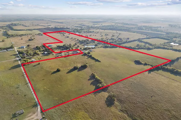 Gainesville, TX 76240,1258 County Road 352 RD