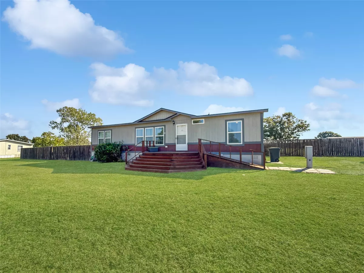 Southmayd, TX 75092,128 Willow Ridge CIR