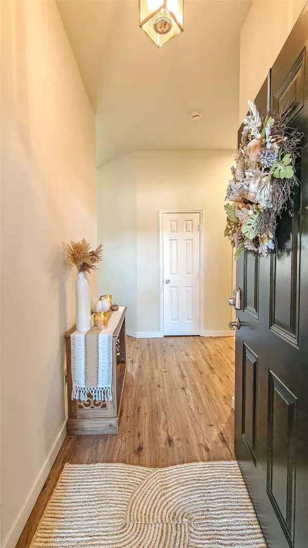 Roanoke, TX 76262,321 Millford RD