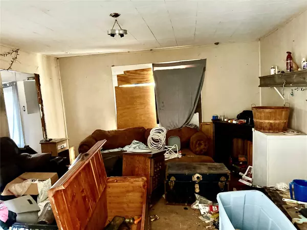 Millsap, TX 76066,211 Cherry ST