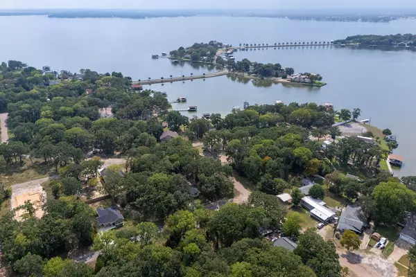 6134 Tejas DR, Mabank, TX 75156