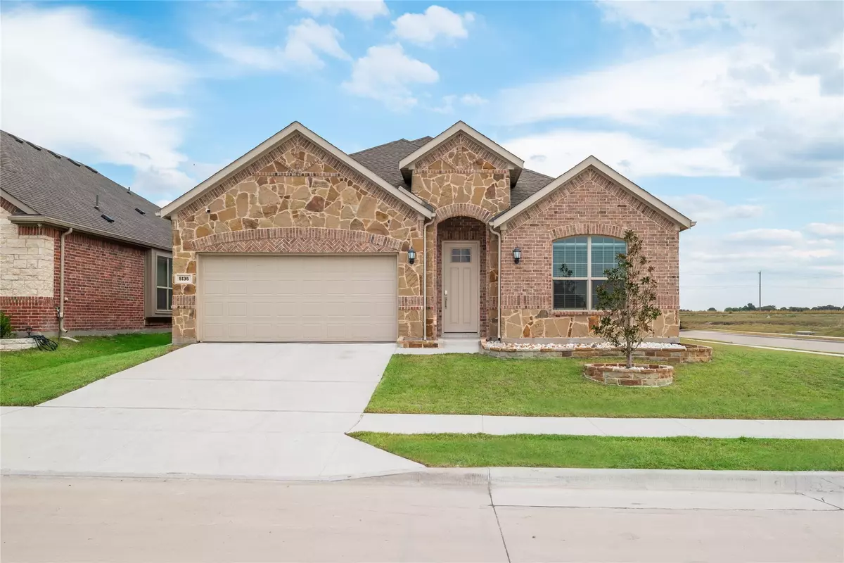 Princeton, TX 75407,5135 Bancroft DR