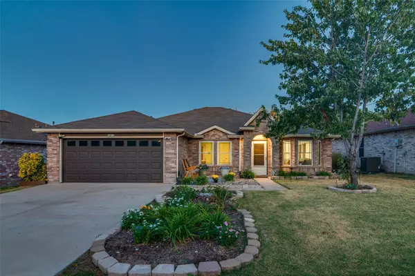 Forney, TX 75126,1014 Bainbridge LN