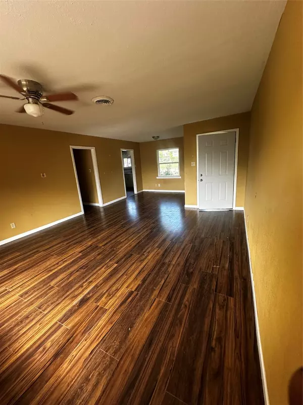 Fort Worth, TX 76116,3921 Bonnie DR