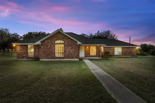 601 Christina DR, Robinson, TX 76706