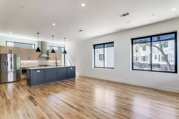 Dallas, TX 75206,5609 Live Oak ST #407