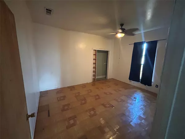 Dallas, TX 75208,428 W 7th ST