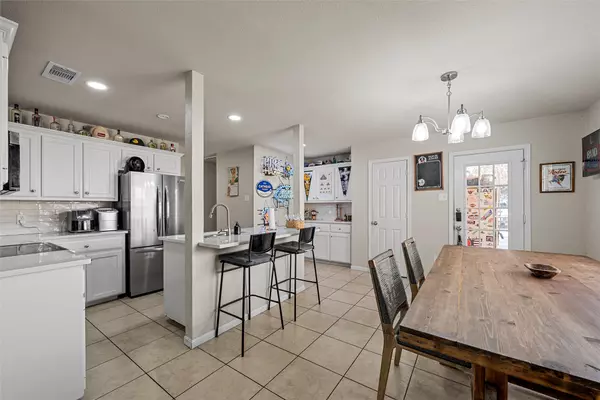 Waco, TX 76706,2103 S 7th ST