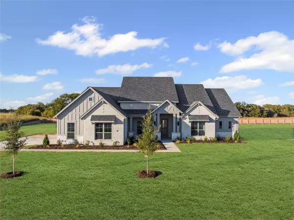 172 Liv Meadow WAY, Waxahachie, TX 75165