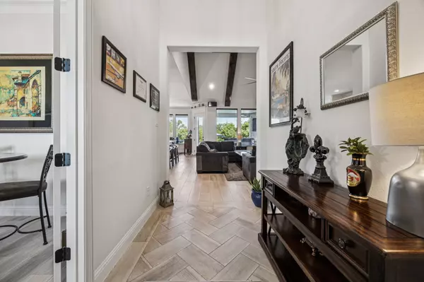 Weatherford, TX 76085,300 Oak Meadow LN