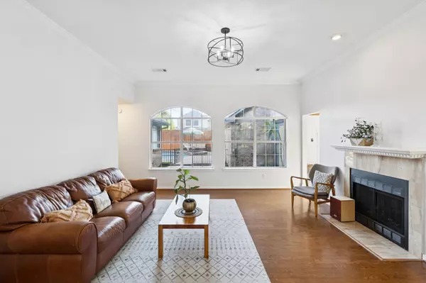 Carrollton, TX 75010,4204 Harvest Hill CT