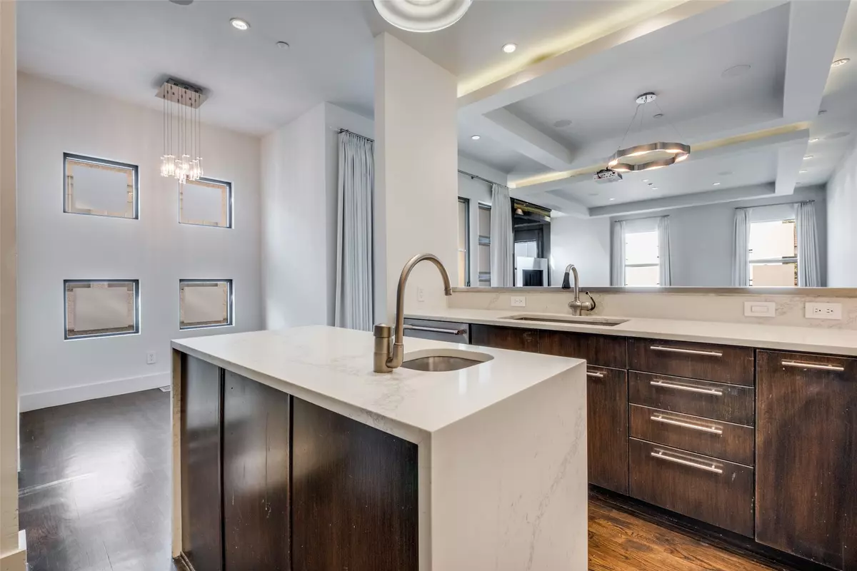 Dallas, TX 75219,4418 Holland AVE #B