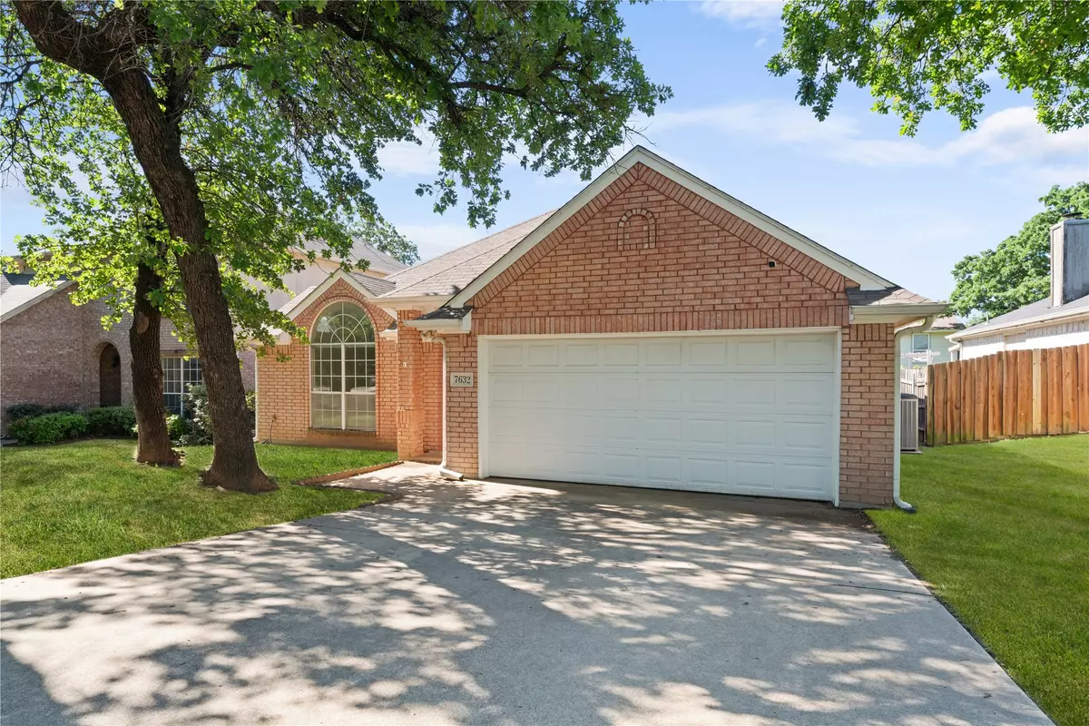 Fort Worth, TX 76112,7632 Arbor Ridge CT