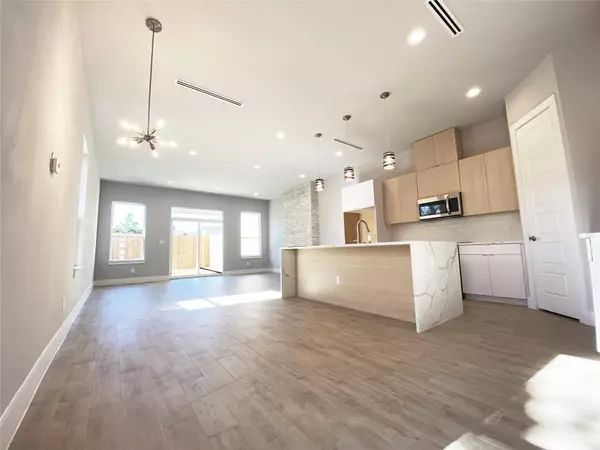 Dallas, TX 75212,2603 Crossman AVE