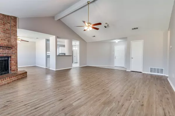 Grand Prairie, TX 75052,2670 Fairmont DR