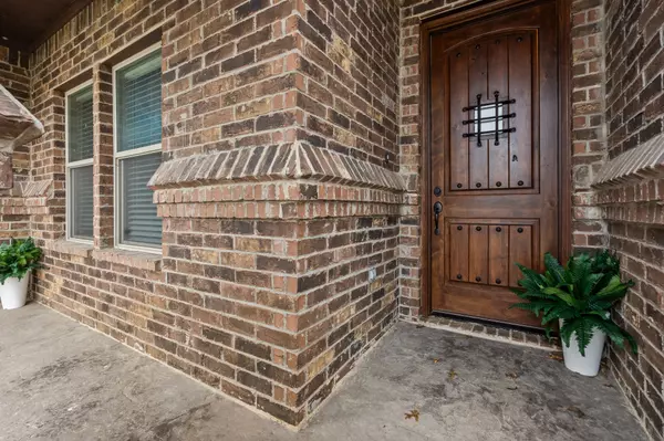 Weatherford, TX 76085,110 Bolivar DR