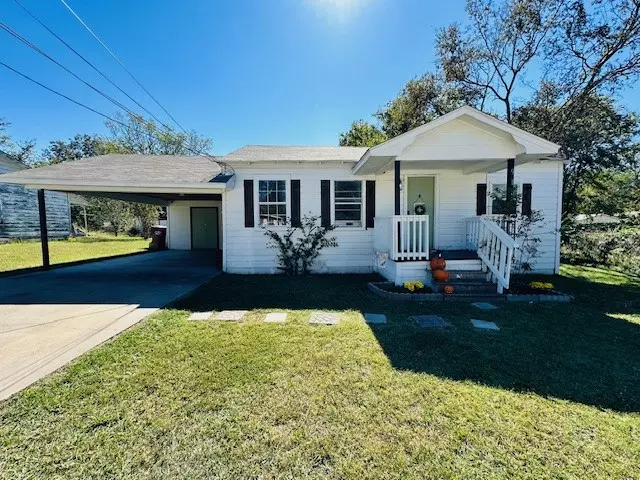 Bonham, TX 75418,911 W 8th ST