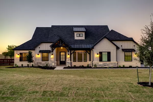 9448 Bluestem LN, Dish, TX 76247