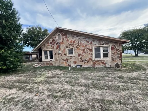 Cranfills Gap, TX 76637,502 Meridian