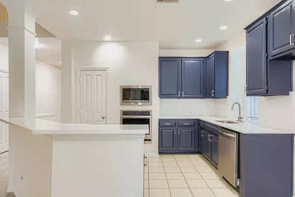 Irving, TX 75063,9313 Preston TRL