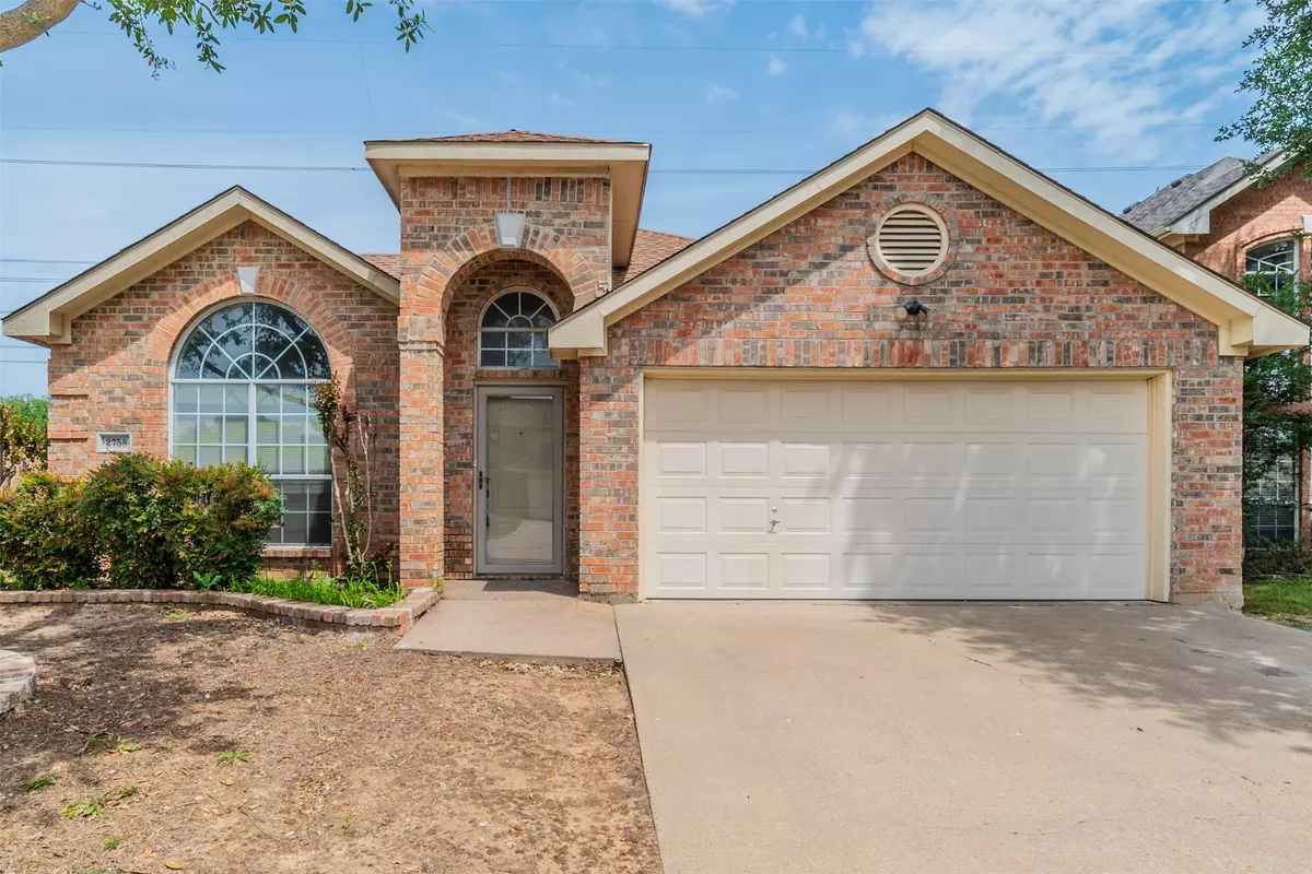 Grand Prairie, TX 75052,2758 Red Oak DR