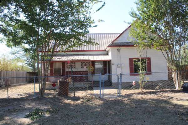 106 Isler ST, Eustace, TX 75124