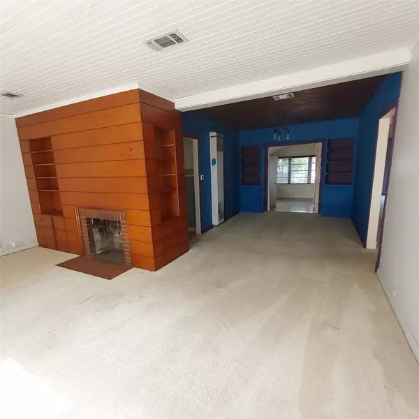 Paris, TX 75460,2131 Hubbard ST