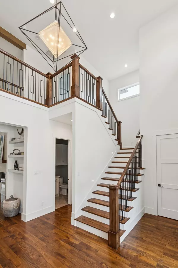 Dallas, TX 75230,5960 Williamstown RD