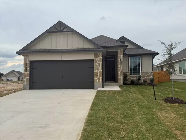 2913 Teasdale ST, Lorena, TX 76655